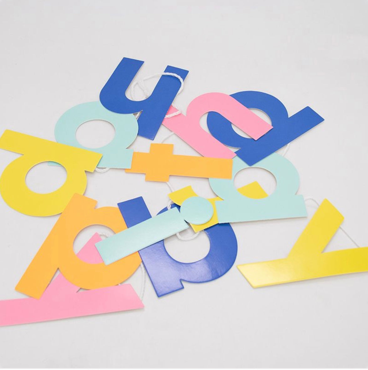 Paper "Happy Birthday" Bunting