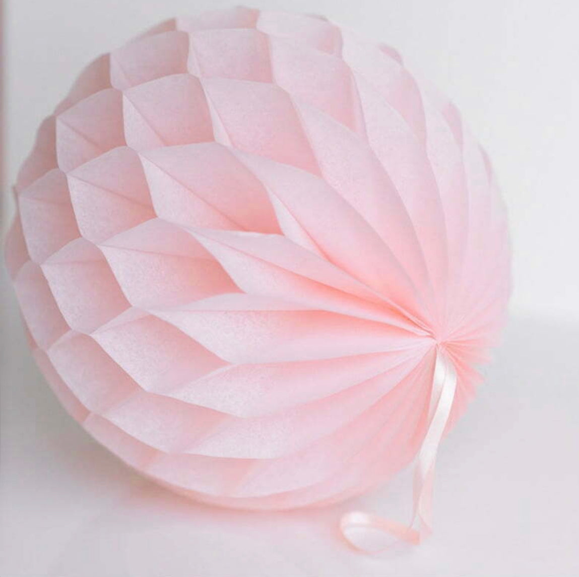 20cm Honeycomb Hanging Decoration | Soft Pink